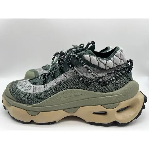 Nike Air Max Flyknit Venture Vintage Green FD2110-300 Women's 10.5/Men's 9 - Picture 2 of 12